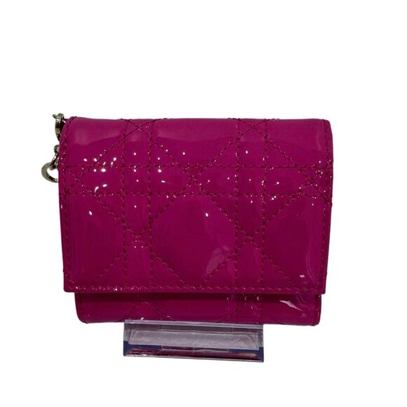 💖 Christian Dior Lady Dior Lotus Wallet – Pink Patent Cannage with Gold Charms - Picture 1 of 11